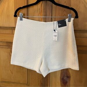 Express - NWT Cream Midi High Rise Shorts, Textured - Size 4